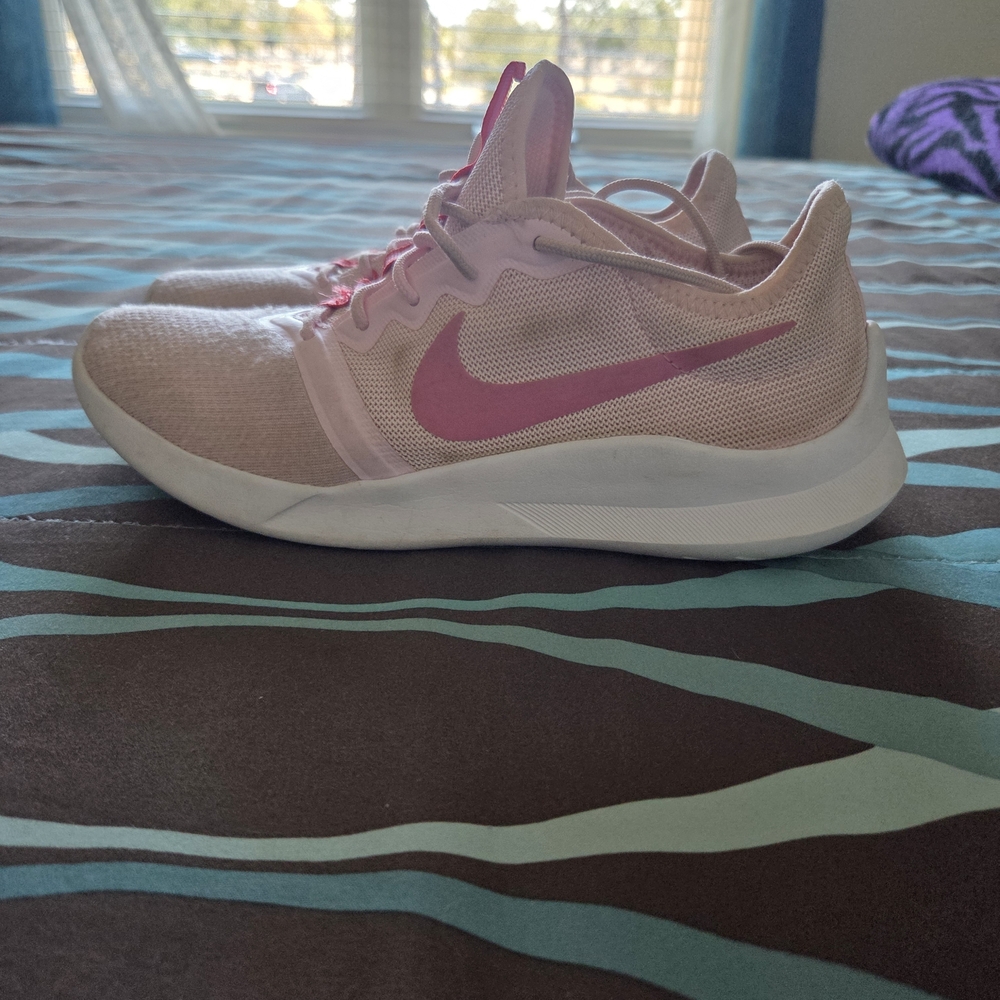 Nike Light Pink Running Shoes
